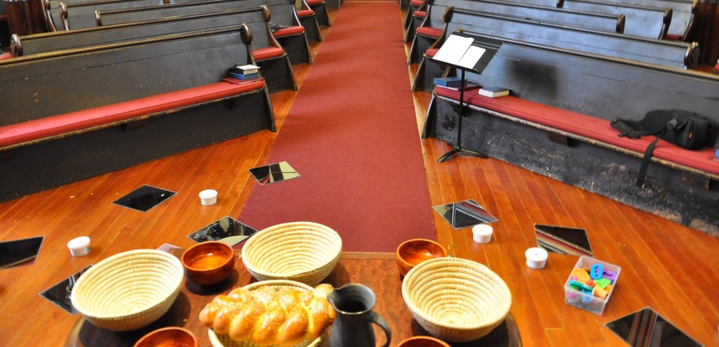 A Journey in the Intergenerational Worship Experiment